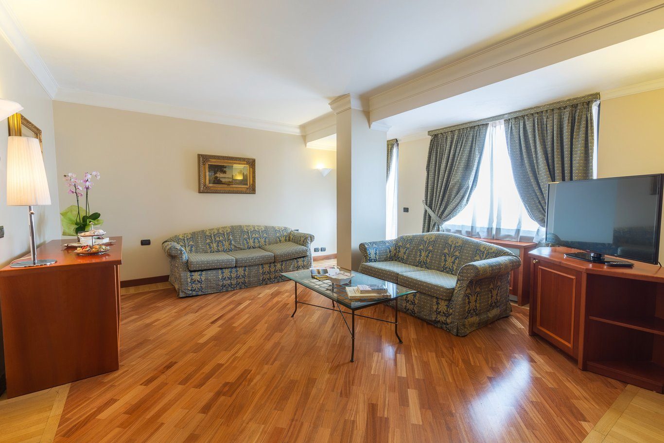 Suite 3